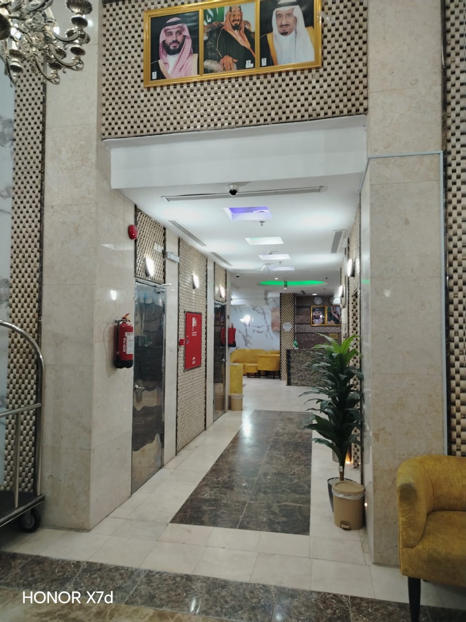 Hotel Humaira bedroom